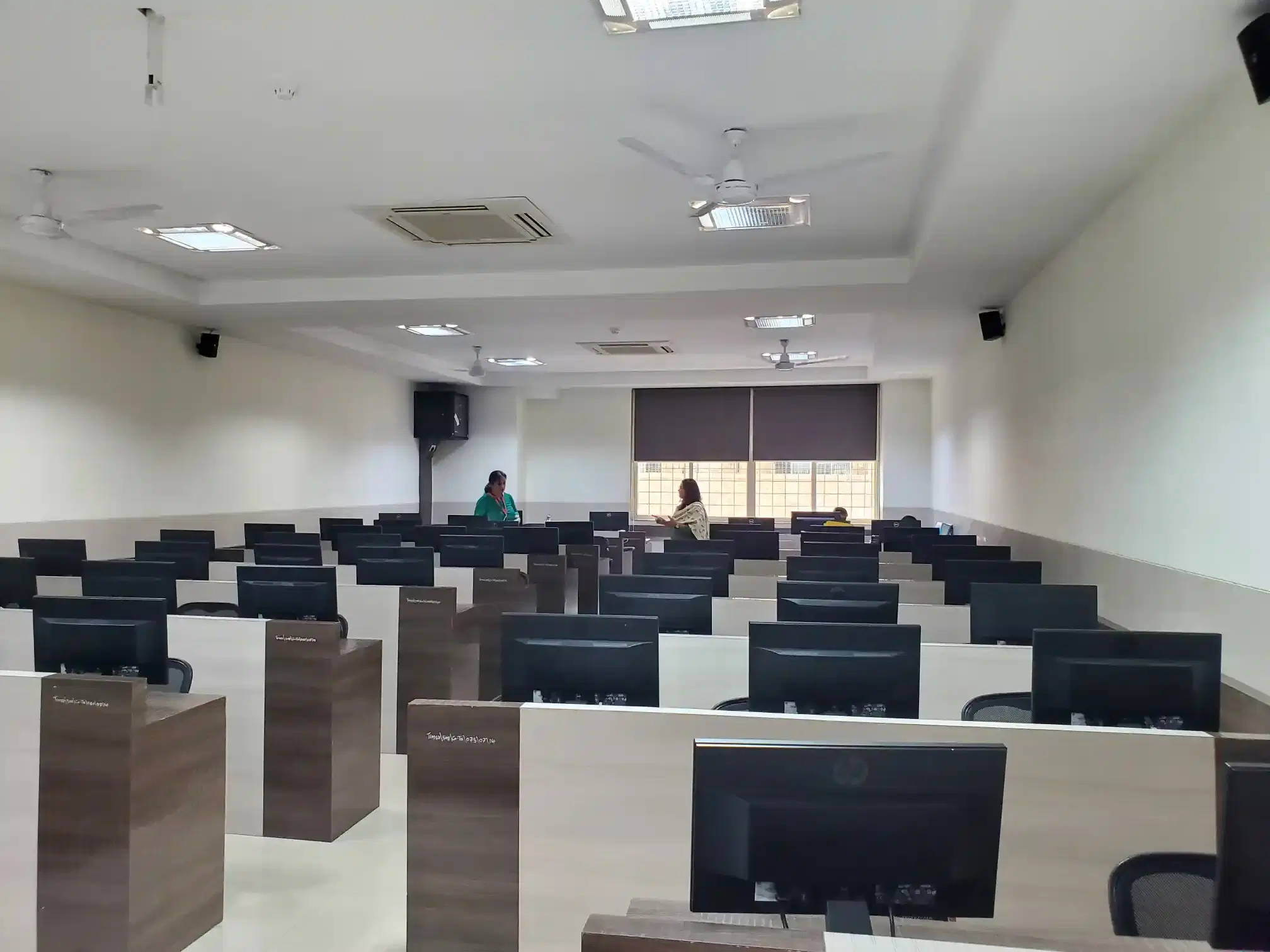 Thakur Global Business School Mumbai Computer Lab photo 2